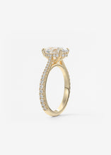 The Cathedral Deluxe | Oval