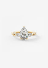 The Full Bloom | Pear