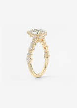 The Chantilly | Pear