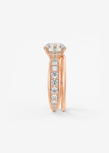 The Hourglass | Round