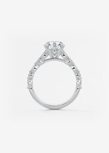 The Chantilly | Round