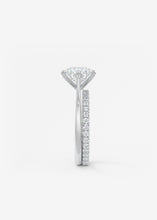 The Six Point Cathedral Two Tone | Round
