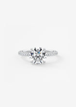 The Single Scoop Pavé | Round