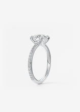 The Single Scoop Pavé | Round