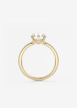 The Single Scoop Pavé | Round