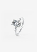 Plunge Three Stone | Emerald