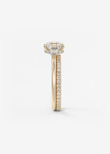 Plunge Hidden Halo | Asscher