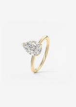 Plunge Hidden Halo | Pear