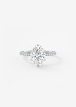 The Harper Six Point Pavé | Oval