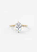 The Harper Six Point Pavé | Oval