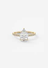 Harper Pavé | Pear