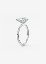 Hidden Halo | Pear