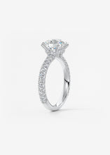 Plunge Triple Pavé | Round