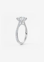The Six Point Cathedral Pavé | Round
