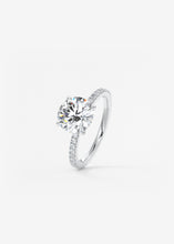 Harper Classic Pavé | Round