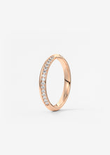 The Pinched Pavé