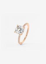 Harper Pavé | Cushion
