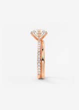 The Six Point Cathedral Pavé | Round