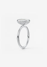 Hidden Halo | Emerald