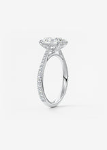 The Cathedral Pavé | Oval