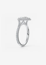 The French Halo | Pear