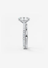 The Cathedral Pavé | Oval