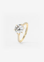 The Six Point Cathedral Pavé | Round